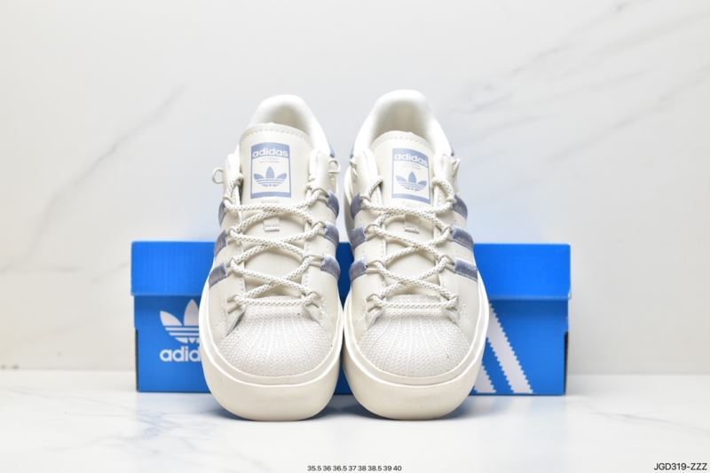 Adidas Sneakers